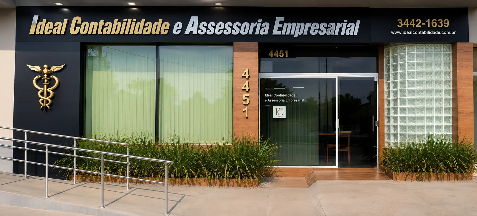 Fachada da sede da Ideal Contabilidade em Rolim de Moura
